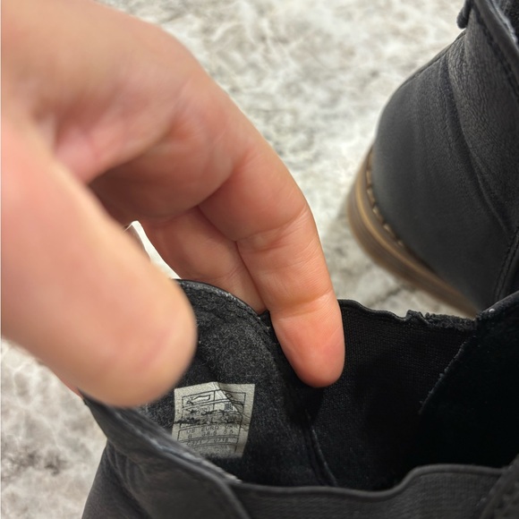 Rocket Dog Chelsea Boot - Picture 8 of 9